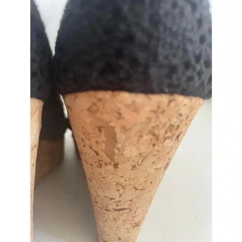 CLEARANCE Women's Nine West Black Crochet‎ Wedge Cork Heels Size 7.5M GUC